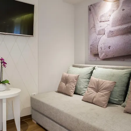 Balatura The Fine Nocleg ze śniadaniem 4*