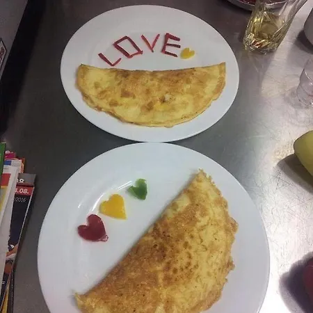 Balatura The Fine Nocleg ze śniadaniem 4*