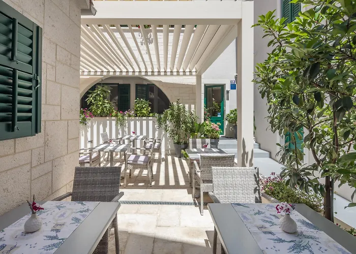 Bed and breakfast Balatura The Fine