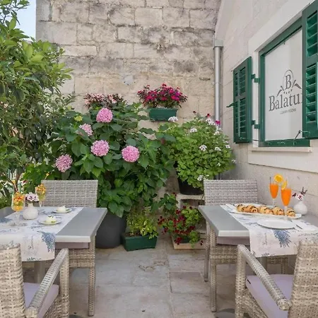 Balatura The Fine Couette-café 4*