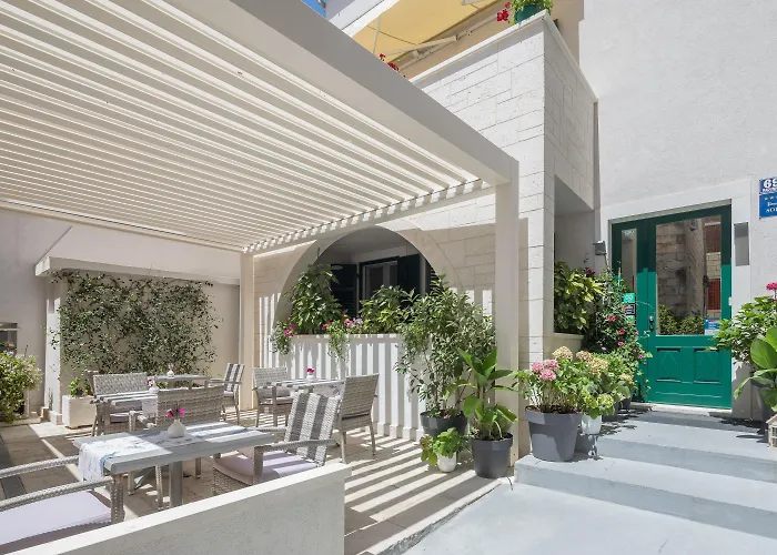 Alojamento de Acomodação e Pequeno-almoço Balatura The Fine