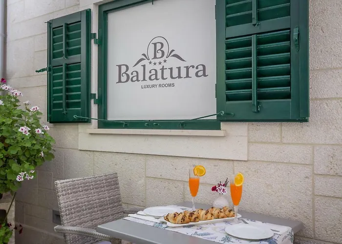 Balatura The Fine 스플리트